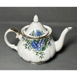 Teapot English Garden by Robinsons Designs-Blue Rose Design-Japan- 4 Cup-1989
